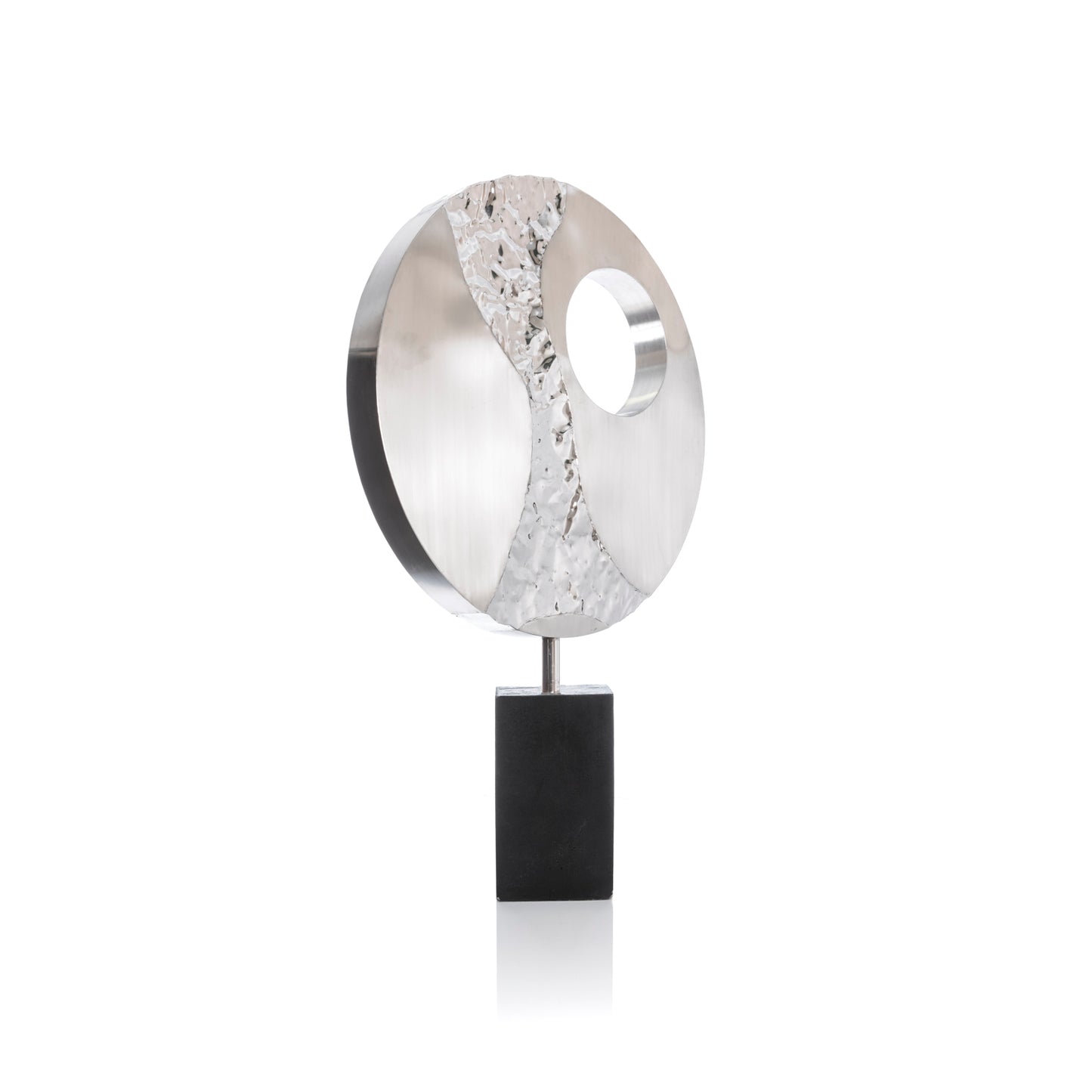 Struttura cerchio in acciaio con particolari decorativi - Asmat Design